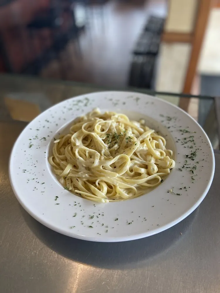 Fettuccine Alfredo